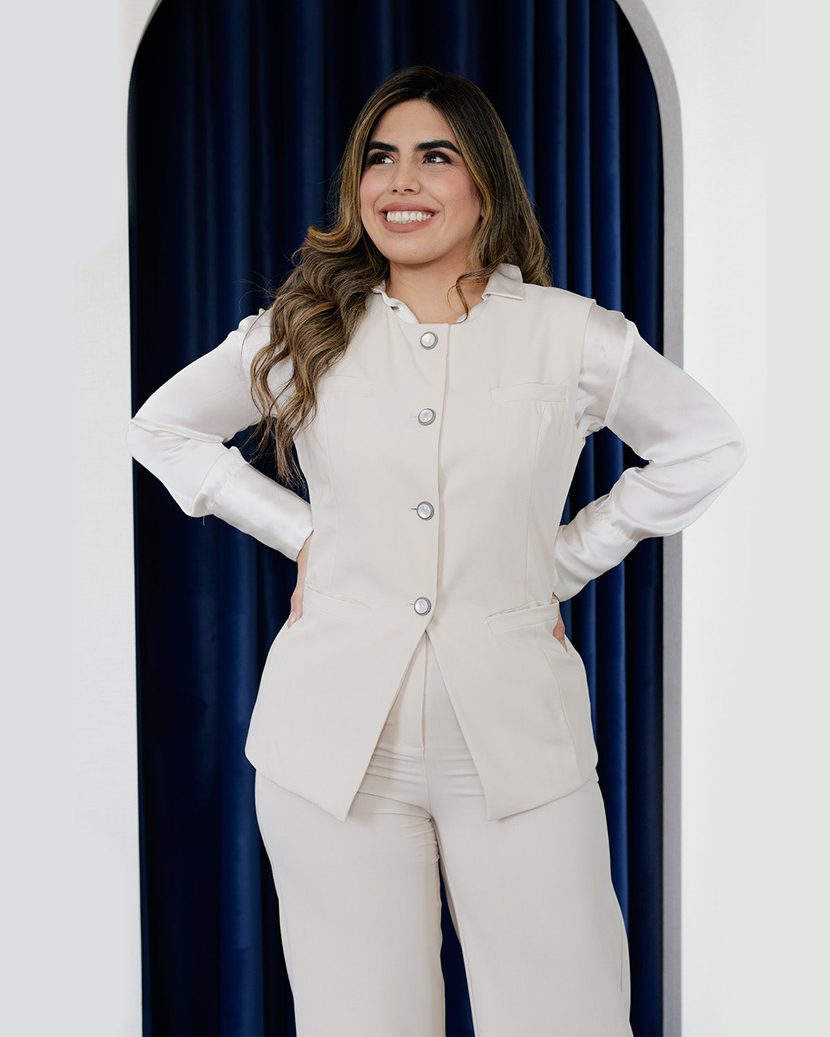 Creme Pearl Charm Vest Pants Set 1