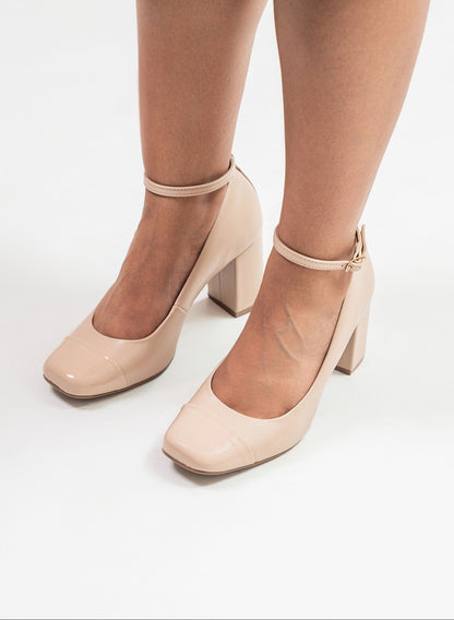 Block Heel Charm 1