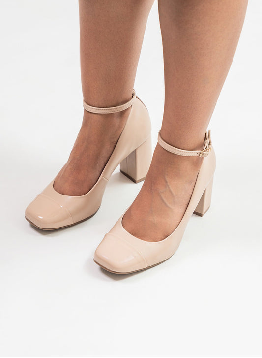 Block Heel Charm 1