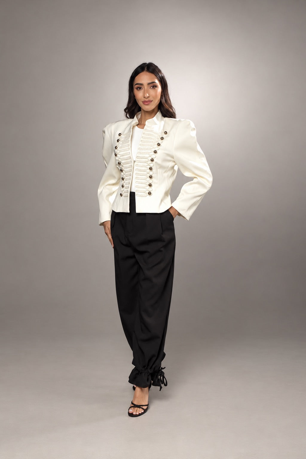Structured Honor Blazer - Beige 1